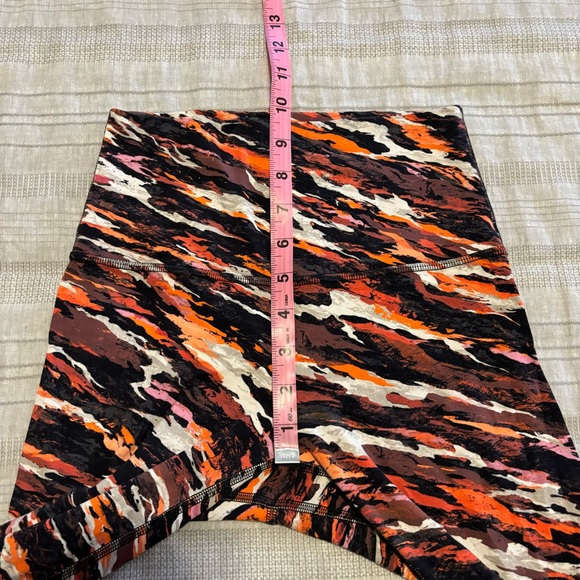 Lululemon Lunar New Year Align High-Rise Pant/Legging 25" SIZE 4 - Picture 11 of 13